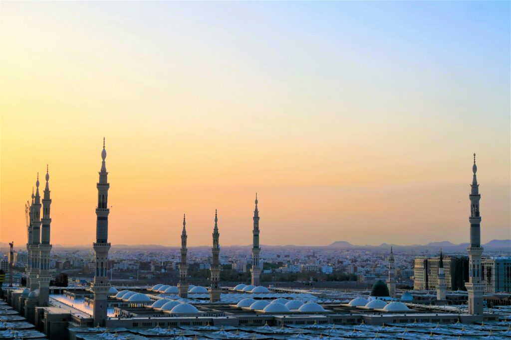 thumbnail_mosque_sunset